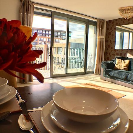 Luxurious Providence Apartment Мейдънхед Екстериор снимка