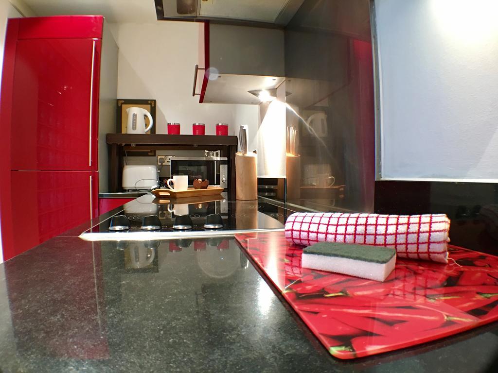 Luxurious Providence Apartment Мейдънхед Екстериор снимка