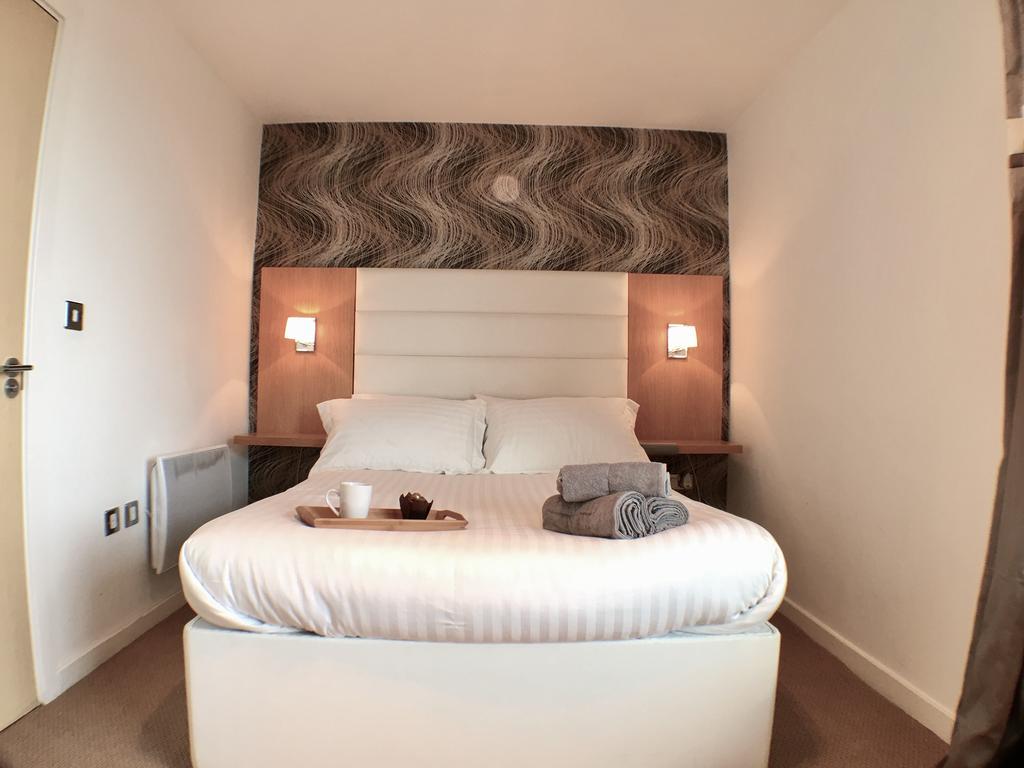 Luxurious Providence Apartment Мейдънхед Екстериор снимка
